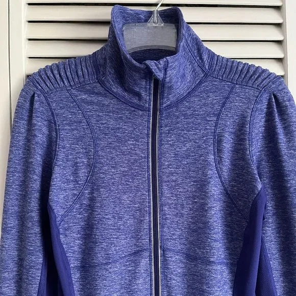 Lululemon Star Runner Pullover Pigment Blue size 6 rare